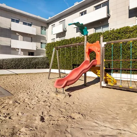 Apartment Pink - Spacious With Pool